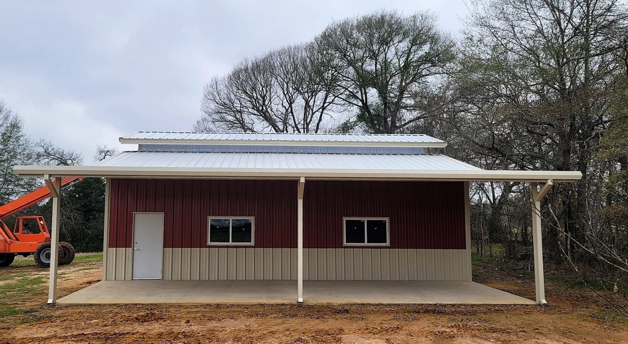 Ameristall horse barn side view